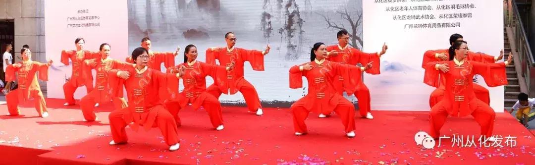 健身大神在健身房被围观,健身达人公园现身