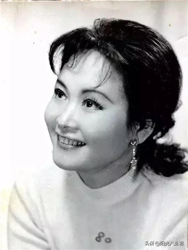 从湖南走出的8大美女，有4位立足央视春晚20年，2位成综艺一姐