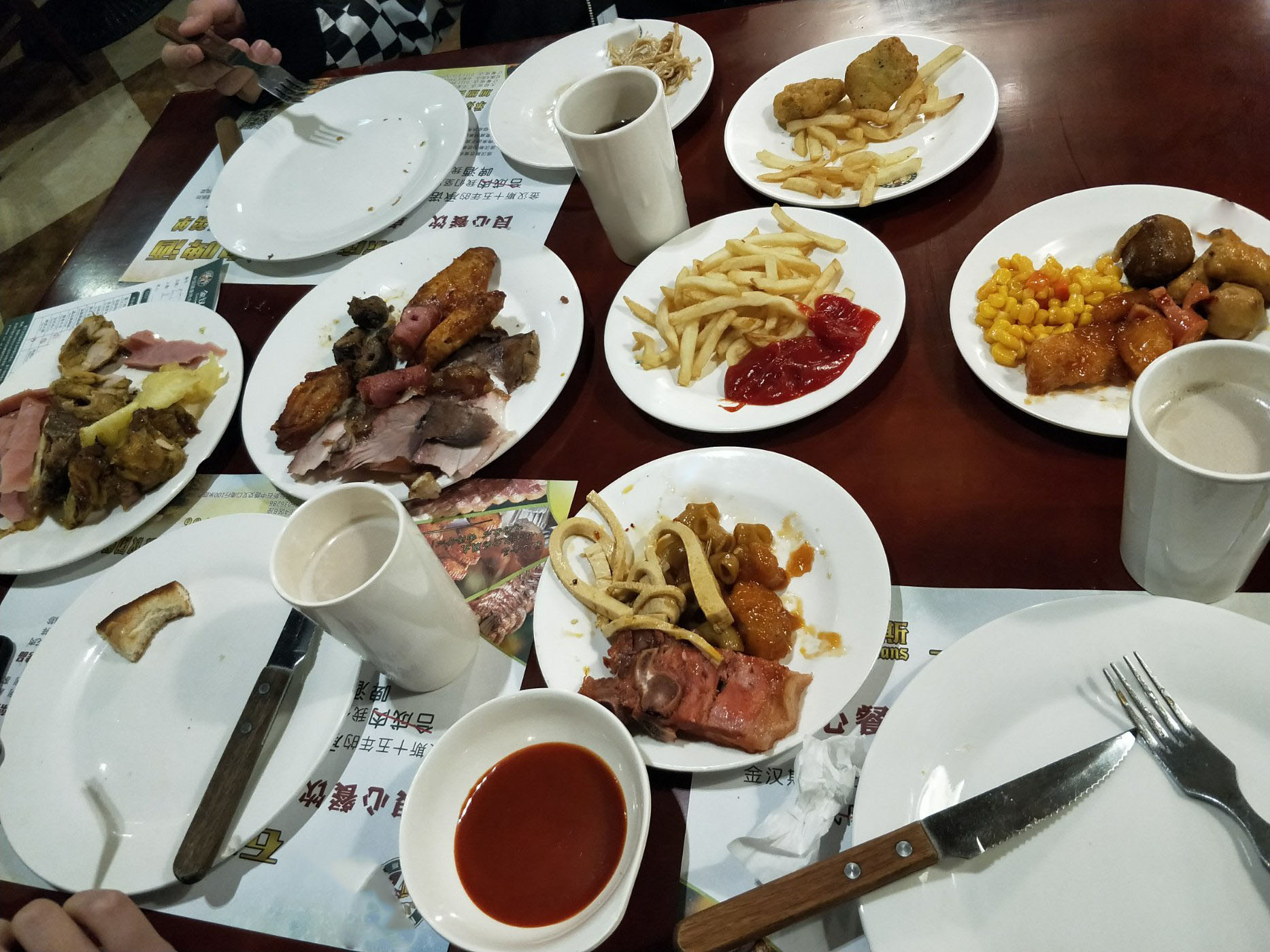 吃自助烤肉吃了60个虾,吃烤肉自助一次多少钱