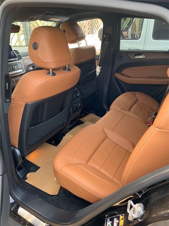 20款墨版gle43coupeamg,奔驰2019墨版gle43coupeamg