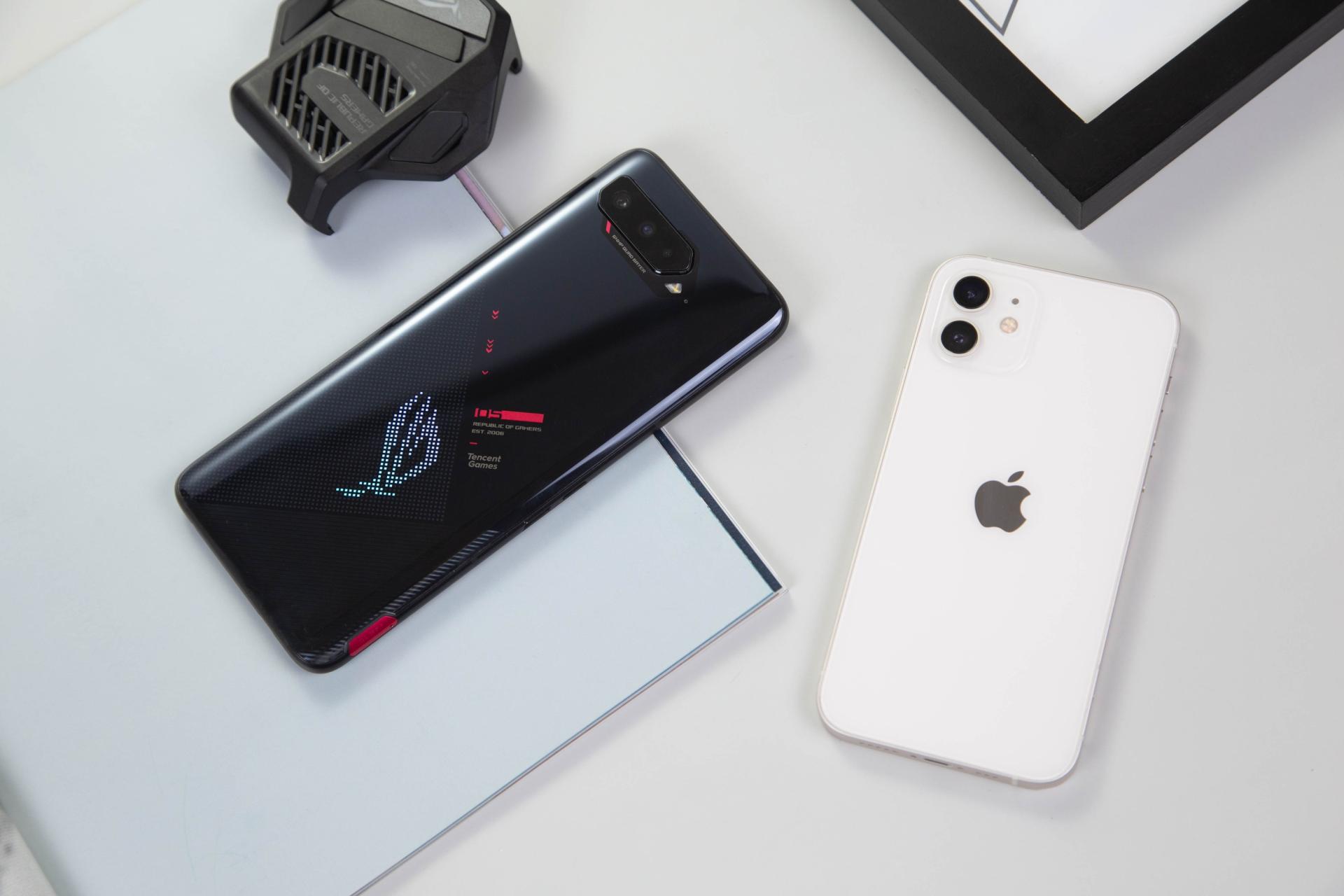 rog游戏手机5对比iphone12,rog游戏手机5与苹果13