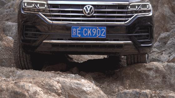 全新一代途锐对比全新一代宝马,全新大众途锐