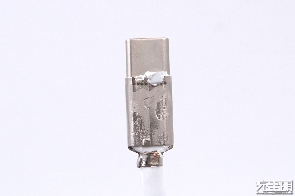 华为usb充电线拆解,华为1.8米充电线拆解