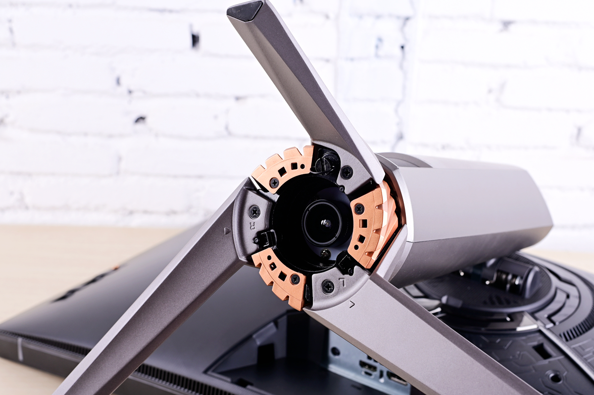 华硕rogpg35vq显示器,华硕rog显示器240hz感受