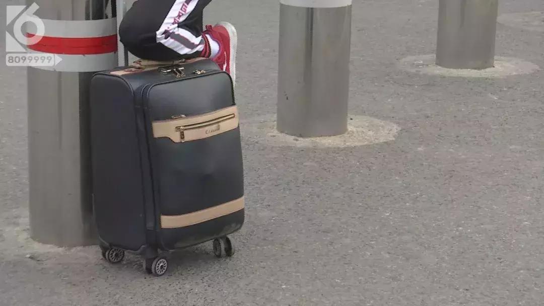 怎么用旅行箱密码锁,有没有让行李箱直接解锁的方法