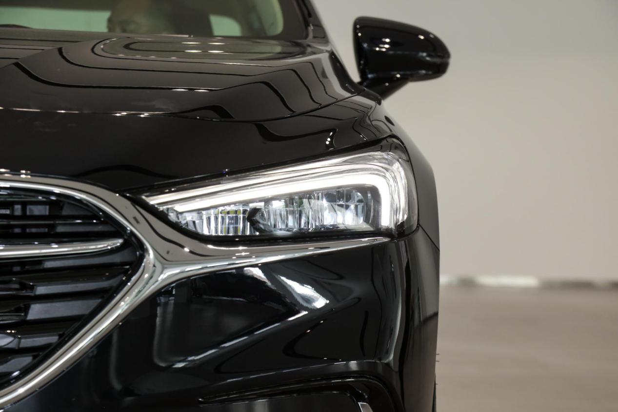 06款别克君越上市时有几种颜色,06年别克君越是国几