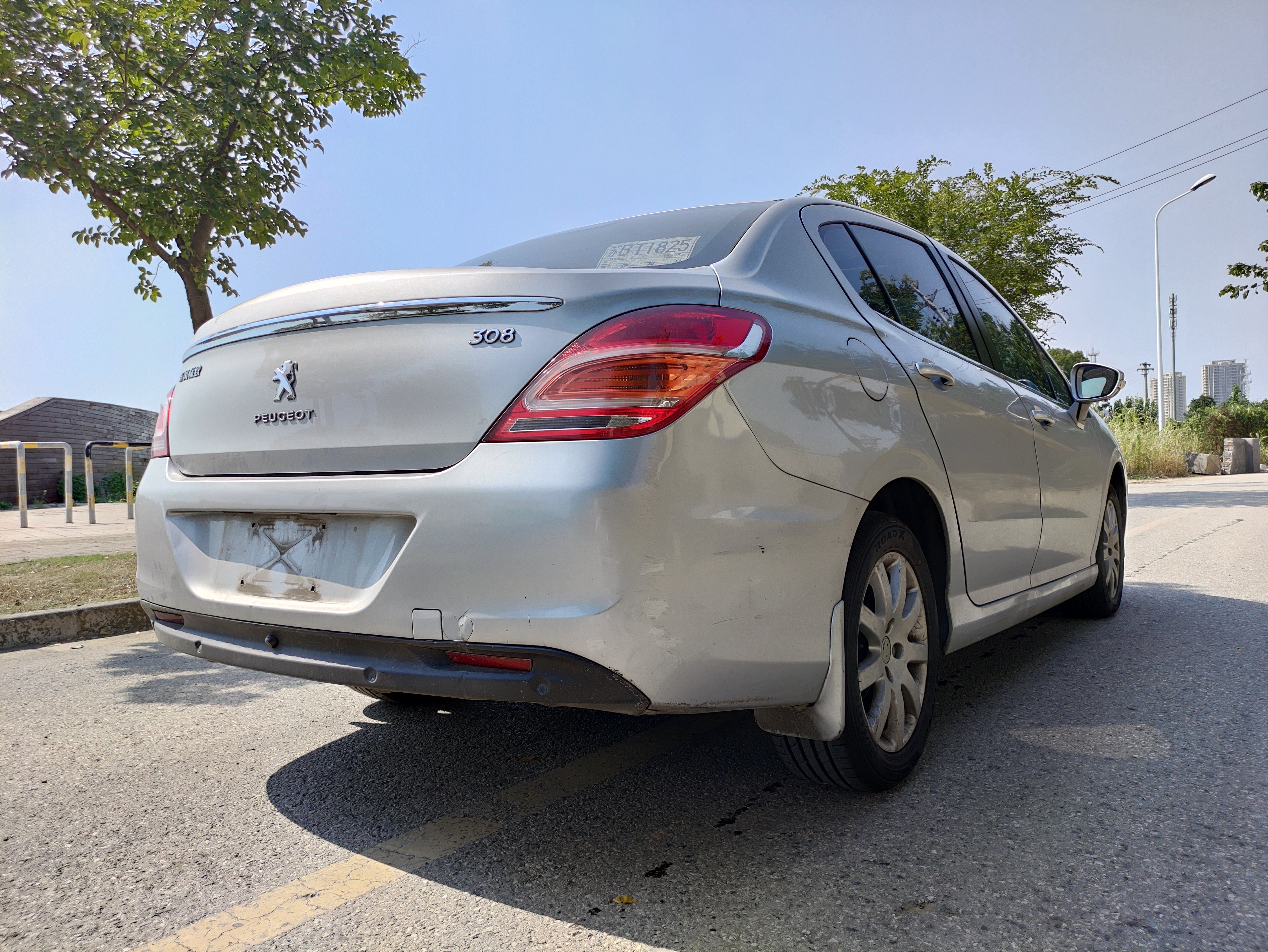 标致308跑了15万公里值得买吗,2万多能买到标致308吗