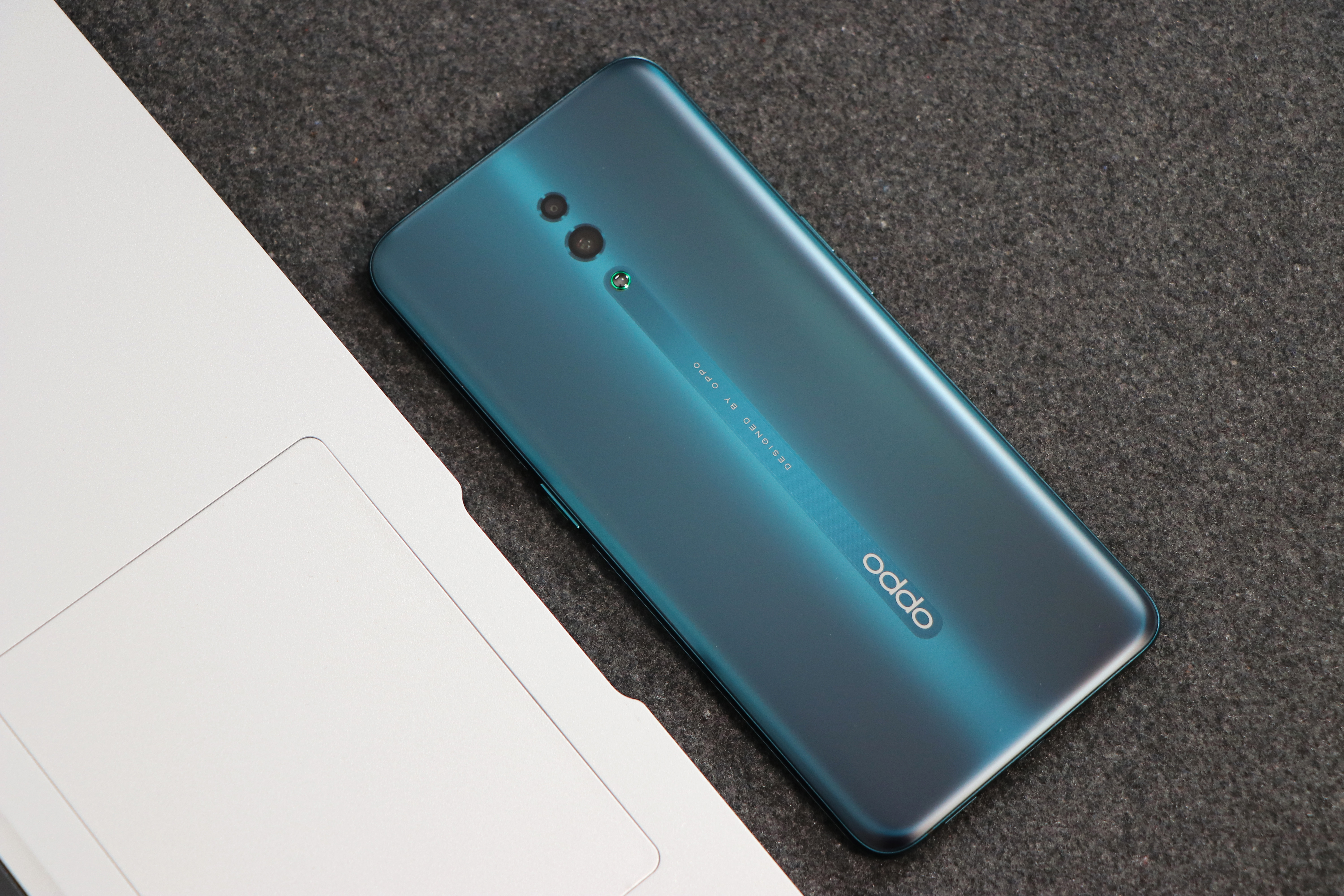 oppo不同价位性价比最高手机,opporeno2和opporeno2z哪个好