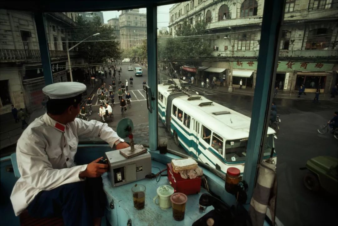 上海变迁40年视频,上海潮流图鉴