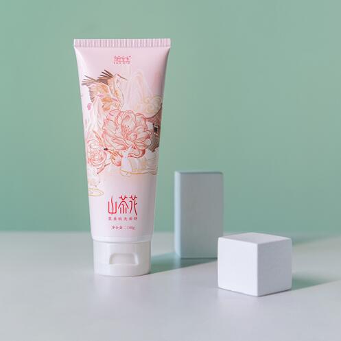 山茶花氨基酸洗面奶温和控油,施生生山茶花洗面奶
