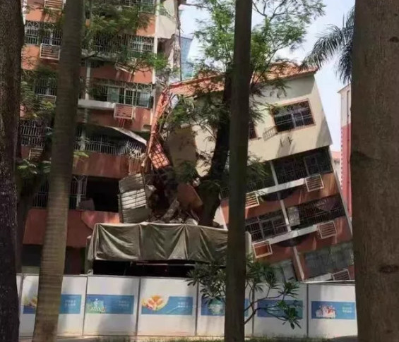 打掉承重墙致整栋楼开裂,装修砸承重墙引发整栋楼坍塌动画