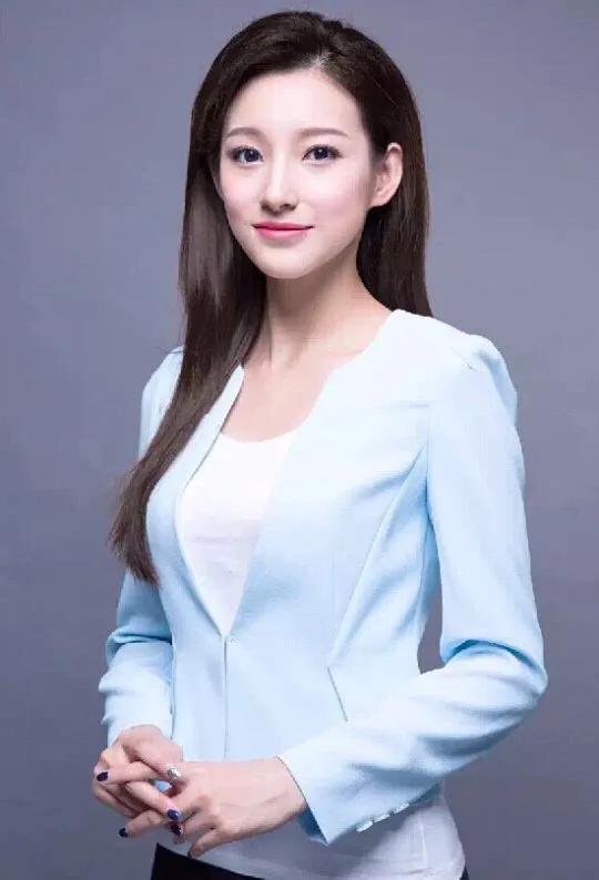 央视足球美女主播马凡舒,央视美女主持人马凡舒