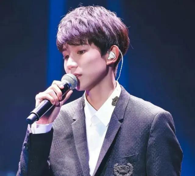 王源唱歌教学正确示范,王源骄傲唱歌小技巧