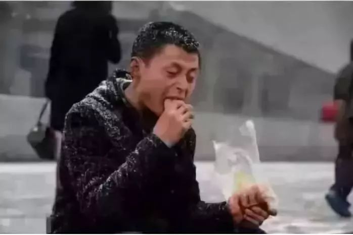 万般皆苦唯有自渡自愈自懂,世间皆苦唯有自渡自愈