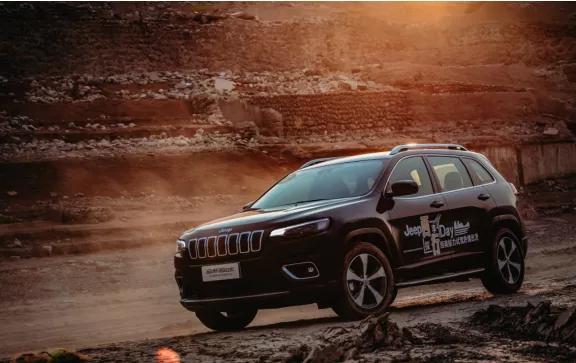 三天开800km,3天跑了700公里