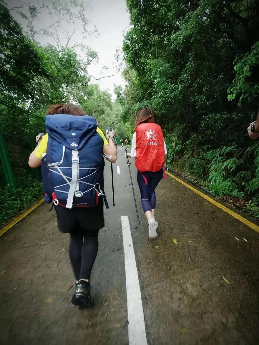 跑向沙9|哈工大沙9马峦山负重训练