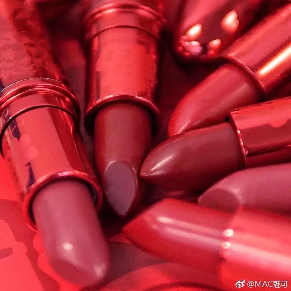 美宝莲限定口红,美宝莲新年口红