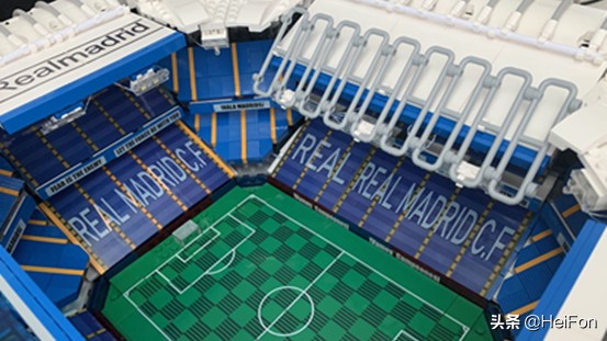 用乐高做足球场,乐高圣地亚哥伯纳乌