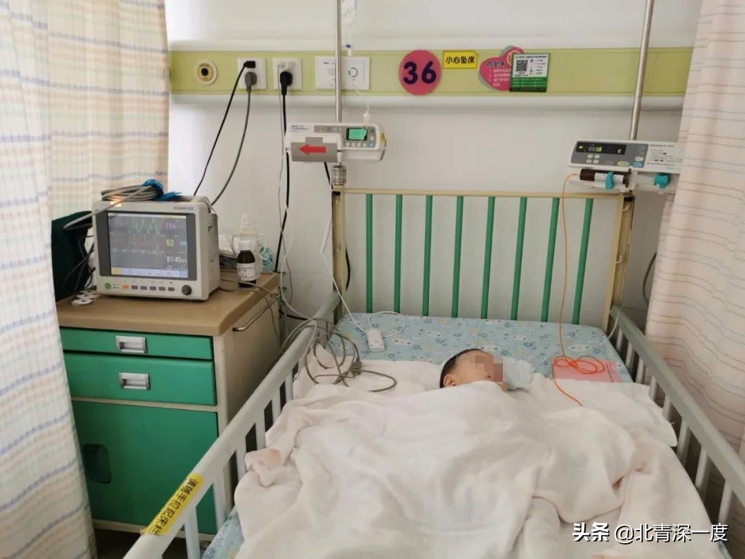 深圳6个月女婴被高空坠物砸成病危:有居民被警方带走问话,物业称调查已有眉目