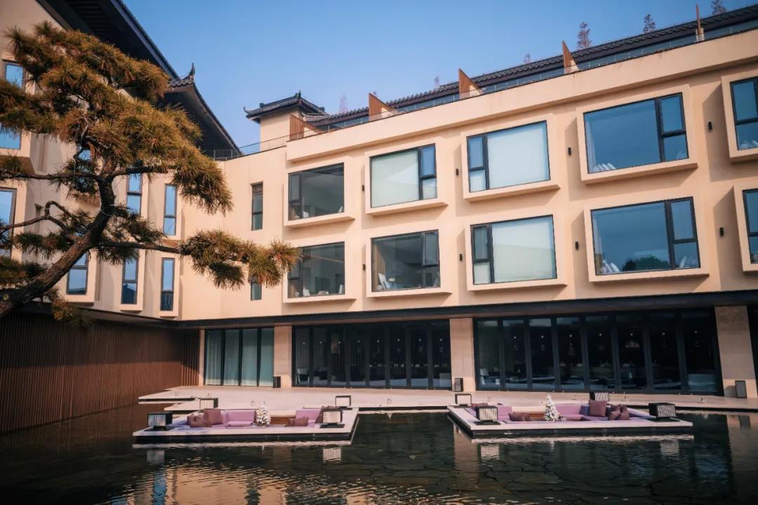 这家国宾馆，简直就好看的不像是国宾馆