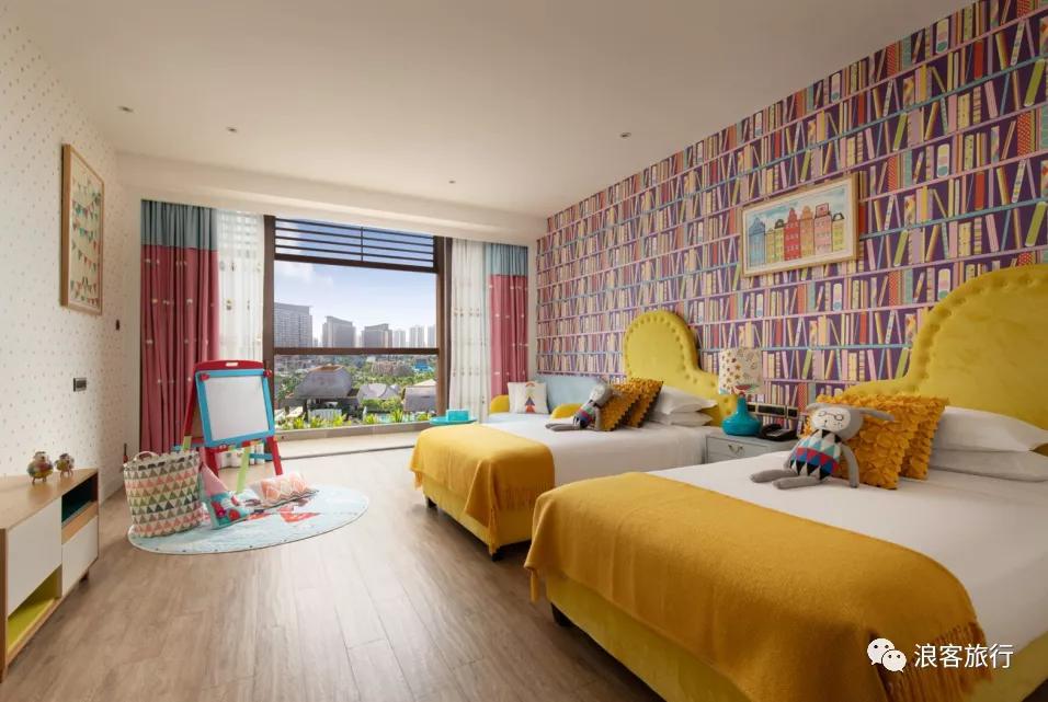 这里是集酒店、商场、餐饮、游乐园、探险王国一体的三亚度假酒店