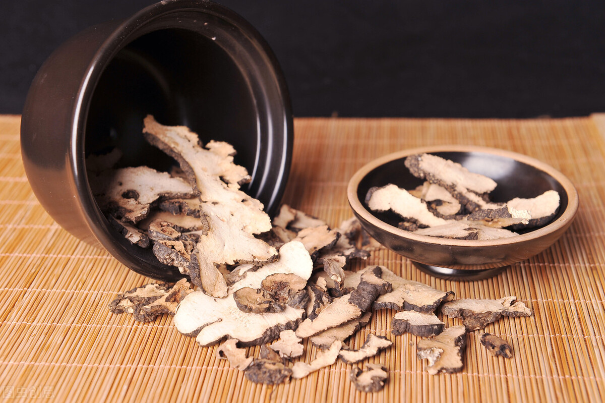 小便有少量细小泡沫是肾有问题吗,小便有泡沫看肾哪些指标