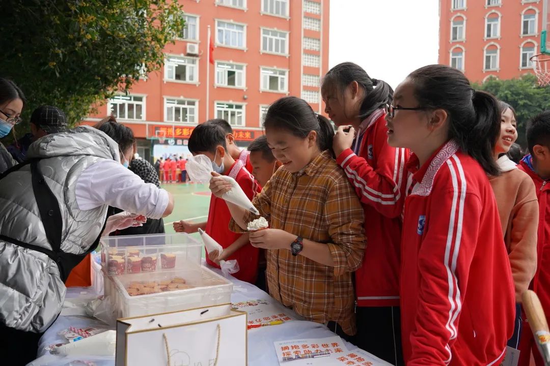 追梦,从新世纪外国语开始!小学职业规划教育,照亮孩子人生航途