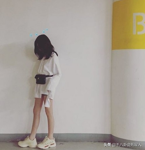 兔唇李嫣现在的样子,李嫣看望兔唇的真实照片