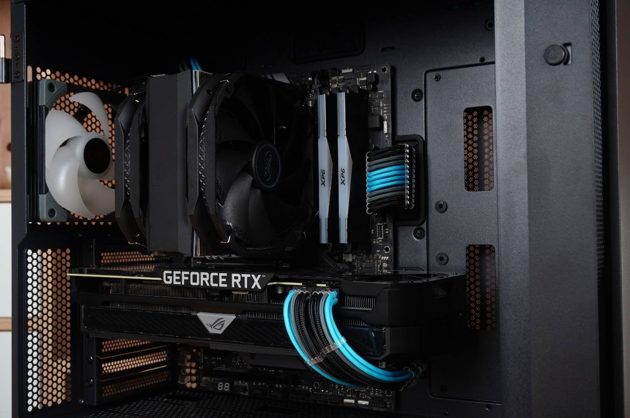 爱国者yogom2机箱,爱国者yogok100机箱风扇接哪里