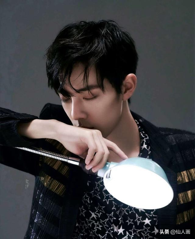 肖战换经纪人,肖战现在换经纪人了吗