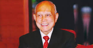 投胎真人秀:有人诈骗贩卖*火军**住佣人房,也有人7岁已独得12亿