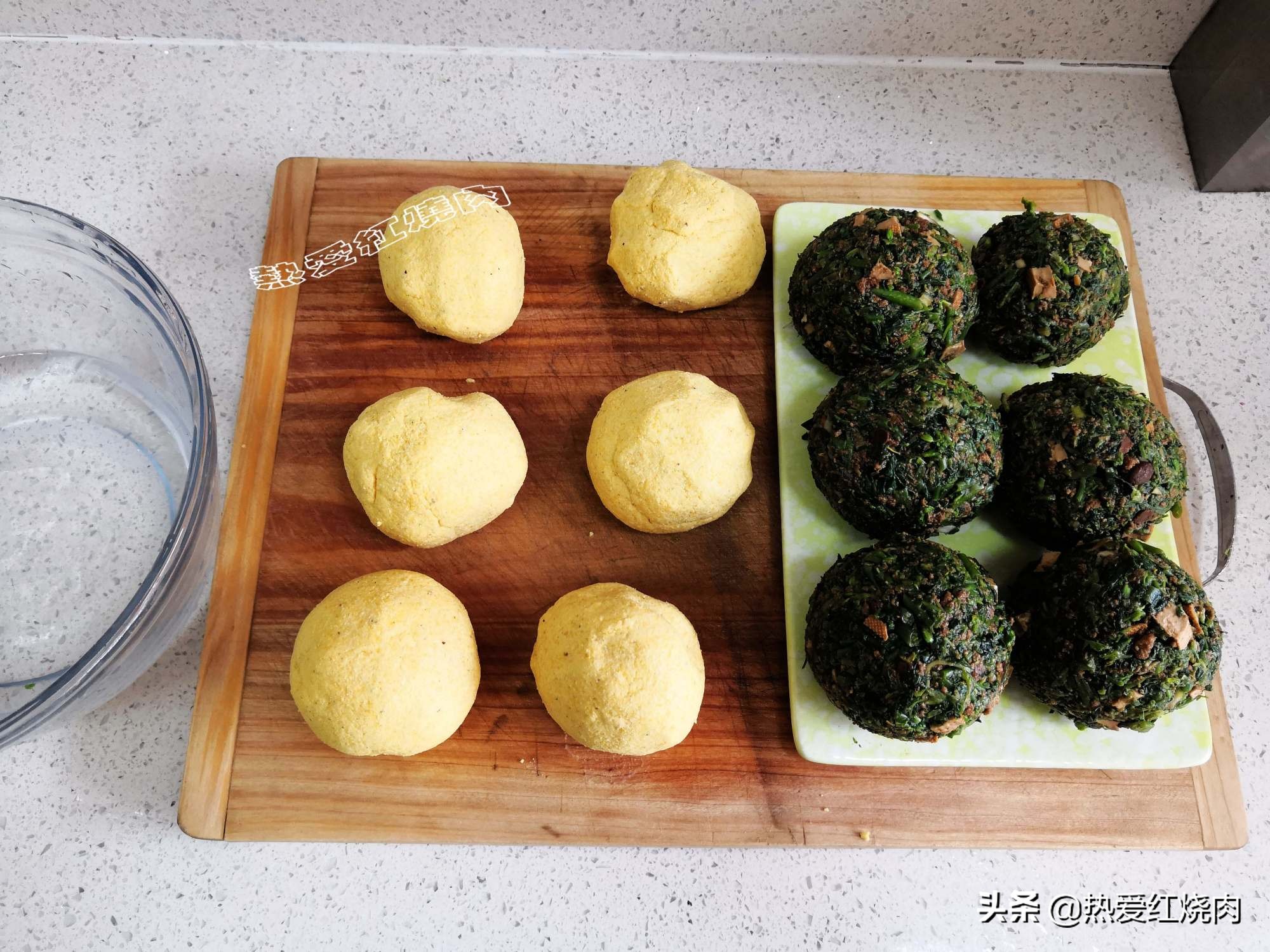 纯棒子面团子的做法,棒子面菜团子怎么做不开裂