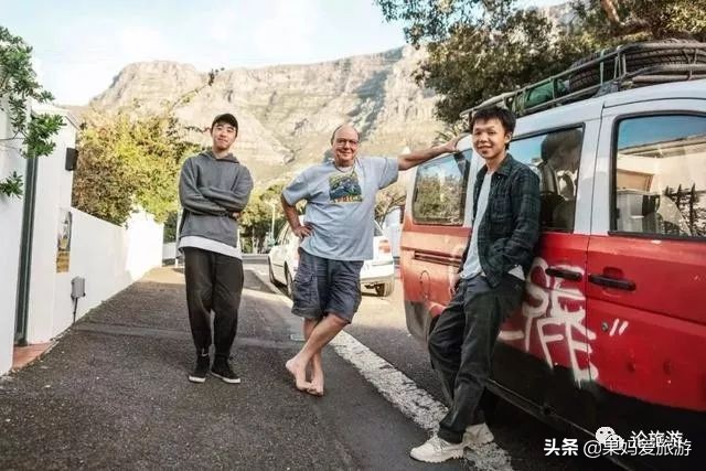 三个95后开五菱车,95后开着面包车环游世界