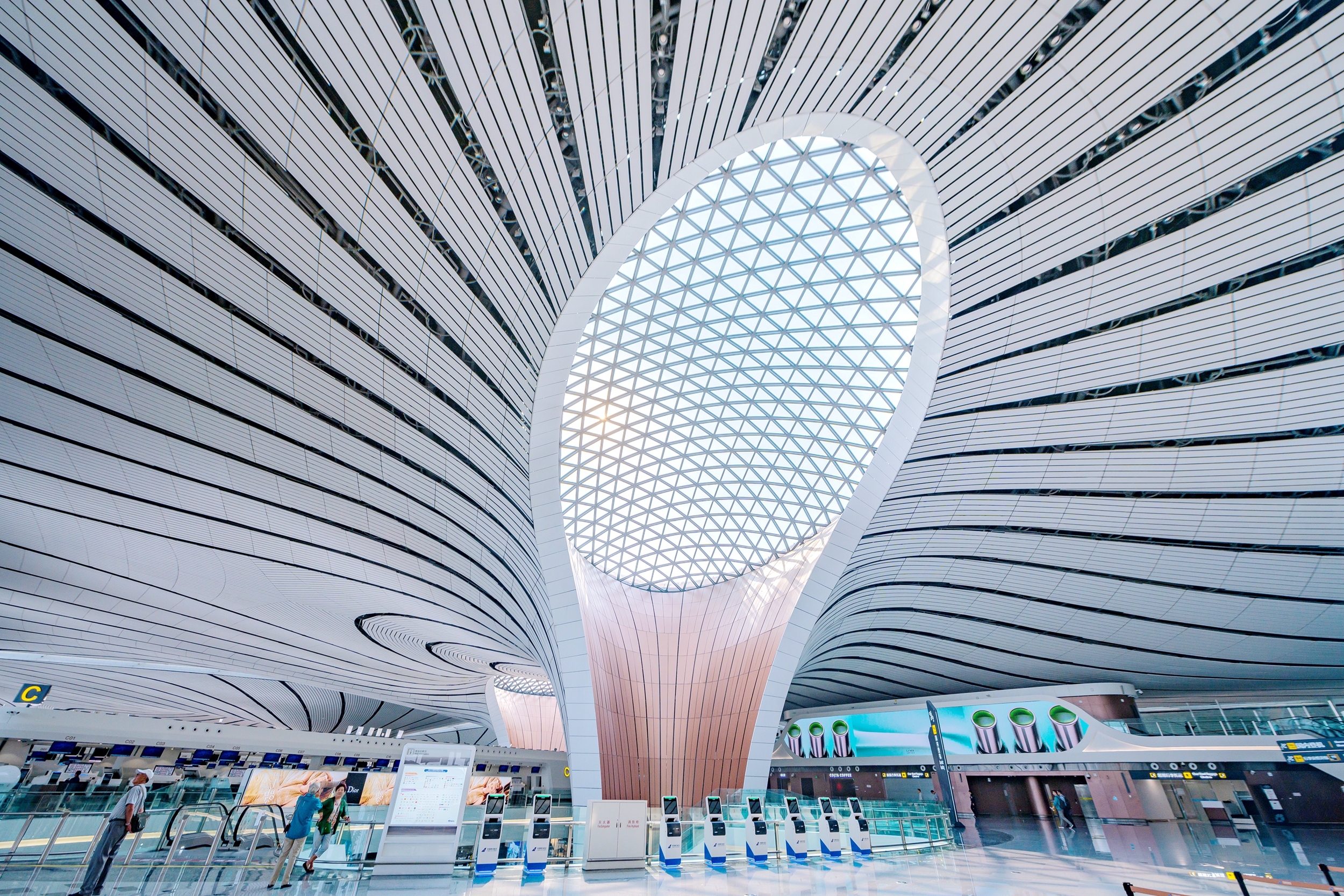 大兴机场值机攻略最新,大兴机场自助值机选座和托运过程