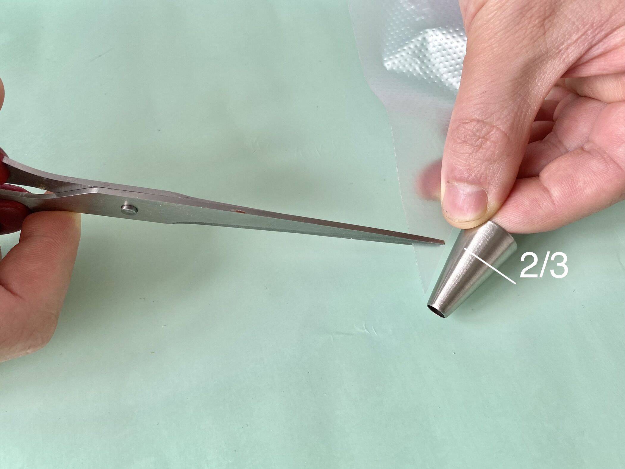 动物奶油裱花基础知识和手法,巧克力蛋糕裱花基础手法