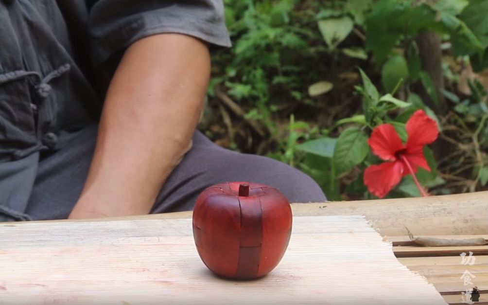 中国老大爷玩短视频，国外获60万粉丝，老外惊呼：这是什么Chinese功夫？