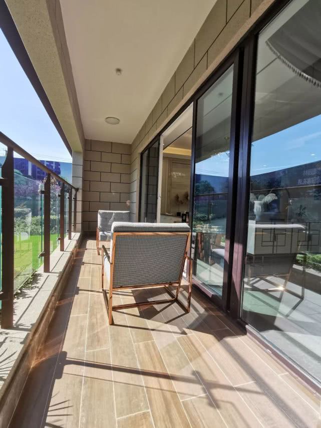 步行500米到地铁站的房子好吗,步行20分钟到地铁站的楼盘