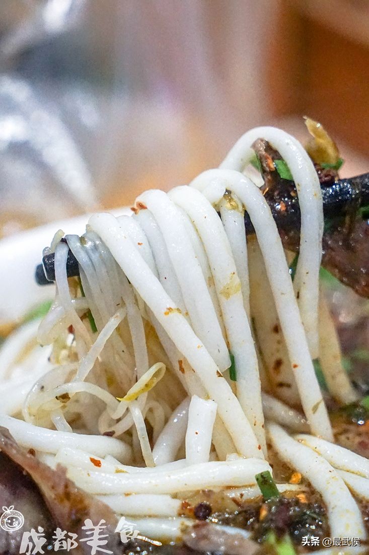 这条酒吧一条街知道的人都不年轻了！