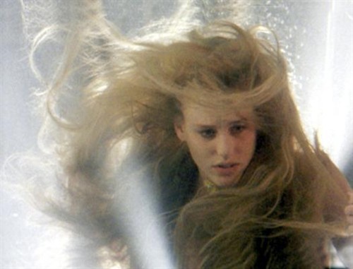 精选人鱼十几部影片给大家，全是女神出演美人鱼，你觉得谁最美？