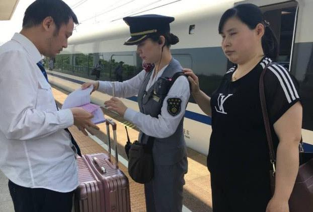 高铁坐过站该怎么办,高铁坐过站下车怎么出站