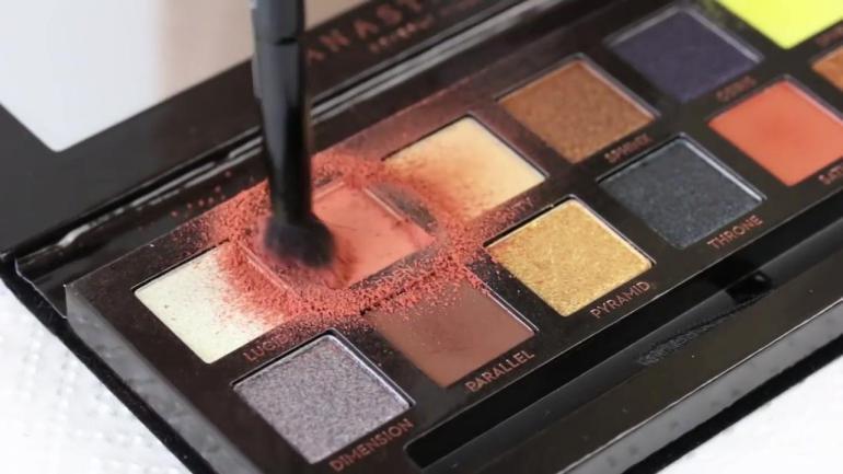 烟熏妆为什么这么难看,烟熏妆显脏怎么办