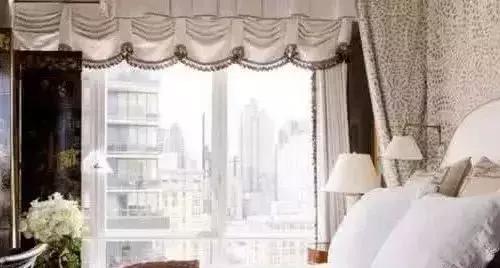 阳台窗帘加窗幔效果,千鸟格窗帘加窗幔