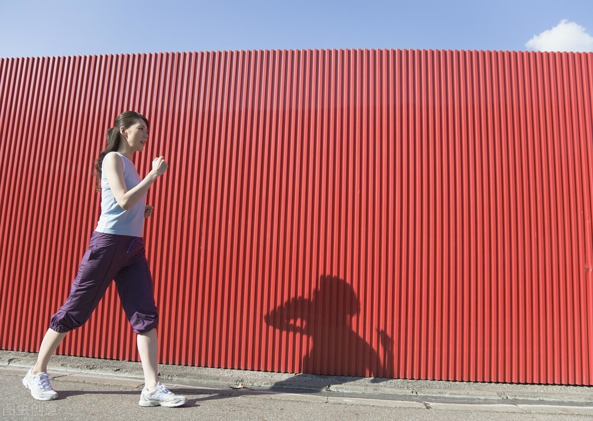 每天快走能减肚子吗,每天快走能增肌吗