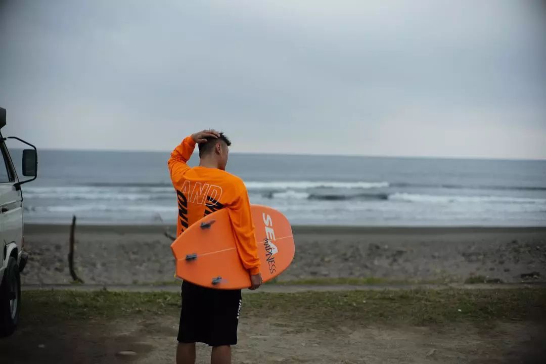 大侦探皮卡丘冬季穿搭,陪女生去看电影需要准备什么