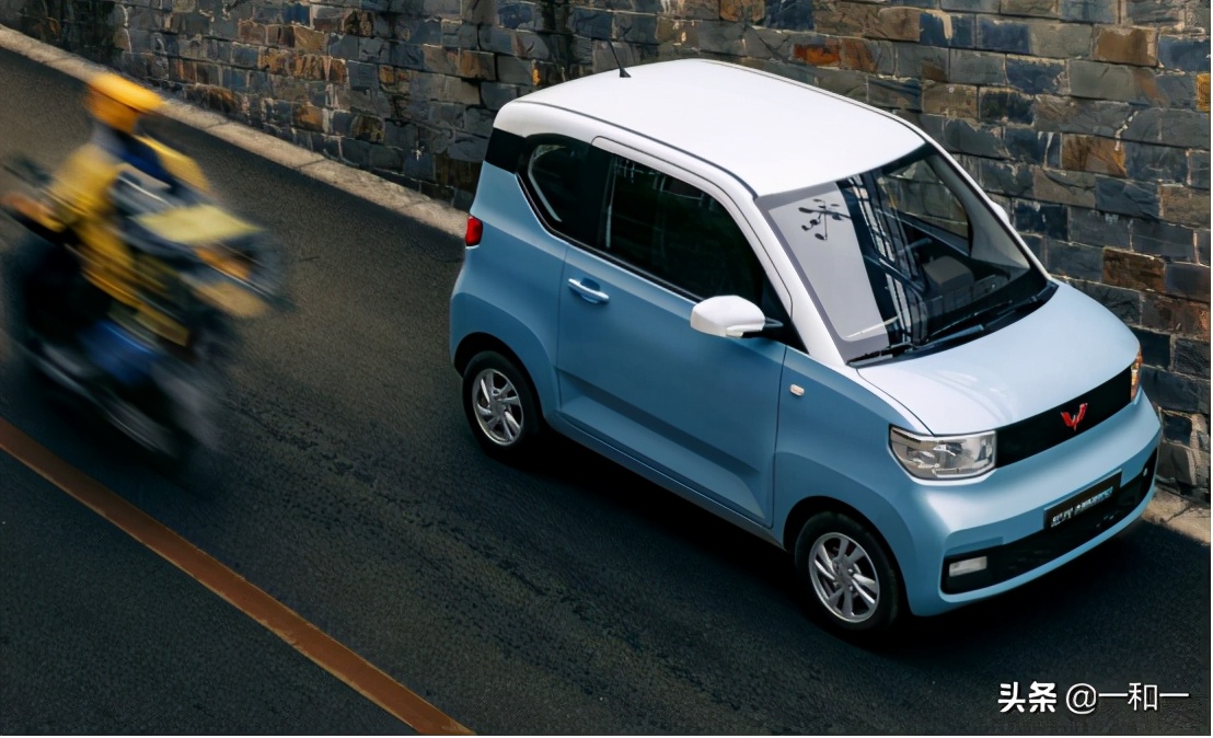 宏光mini4万左右的车,宏光mini最便宜的车型多少钱