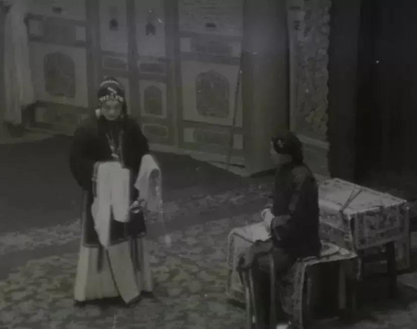 窦娥冤法场程砚秋,窦娥和程砚秋