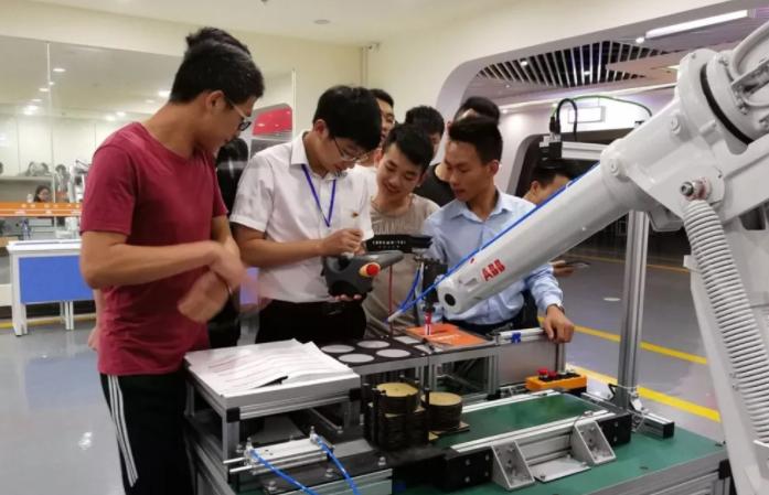 工科专业就业方向一览,工科和理科专业就业好