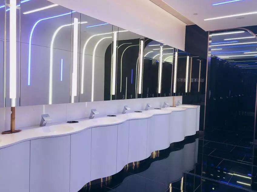 一个艺术兼商业的多维日常空间,商业与艺术结合的设计