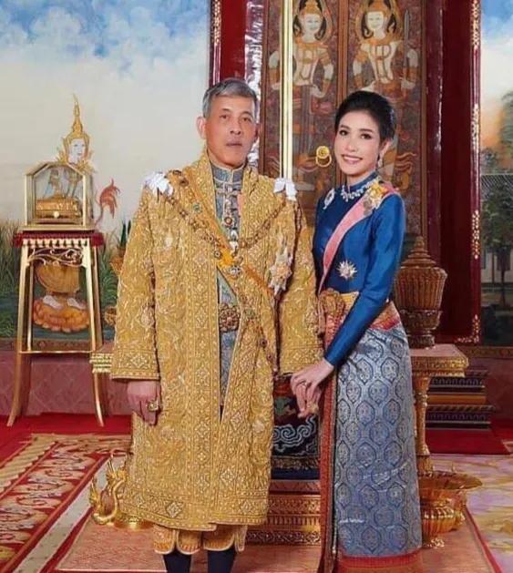 苏提达王后泰王玛哈,泰王玛哈送珠宝