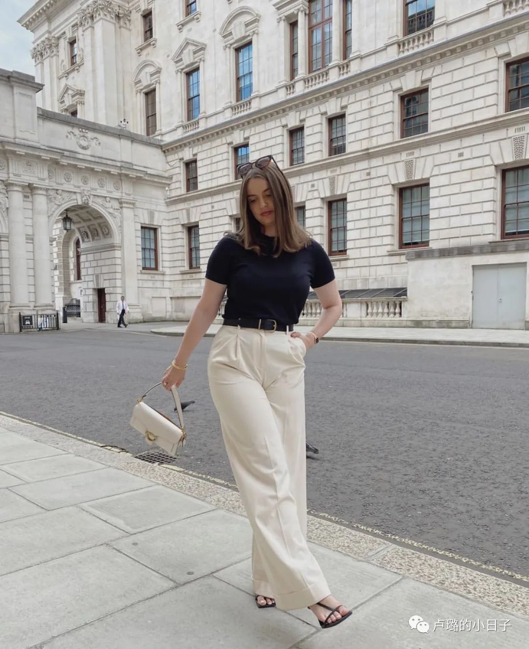 要说高级感的包，标配一定是白色包